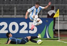 La promesa de la selección argentina que busca River Plate como refuerzo para 2026