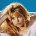 La protagonista de la serie de Brigitte Bardot, la franco-argentina Julia De Núñez: una adicta al mate de la que habla el mundo