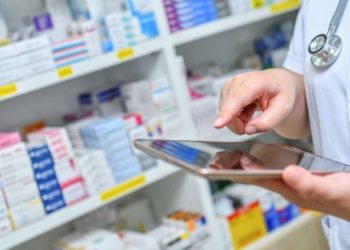 Remedios para jubilados: Corre riesgo la entrega por las deudas de PAMI con las farmacias