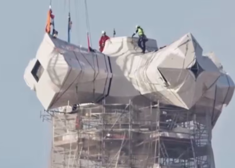 Barcelona: La Sagrada Familia colocó una pieza clave en las obras para la tan ansiada etapa final