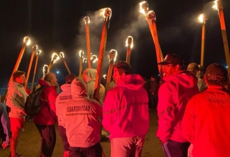 Este martes 17 los guardavidas de Necochea realizarán la ceremonia de las antorchas