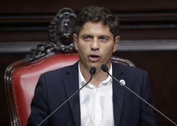 Axel Kicillof hablará este lunes ante la Legislatura, un terreno en donde nunca logró hacer pie