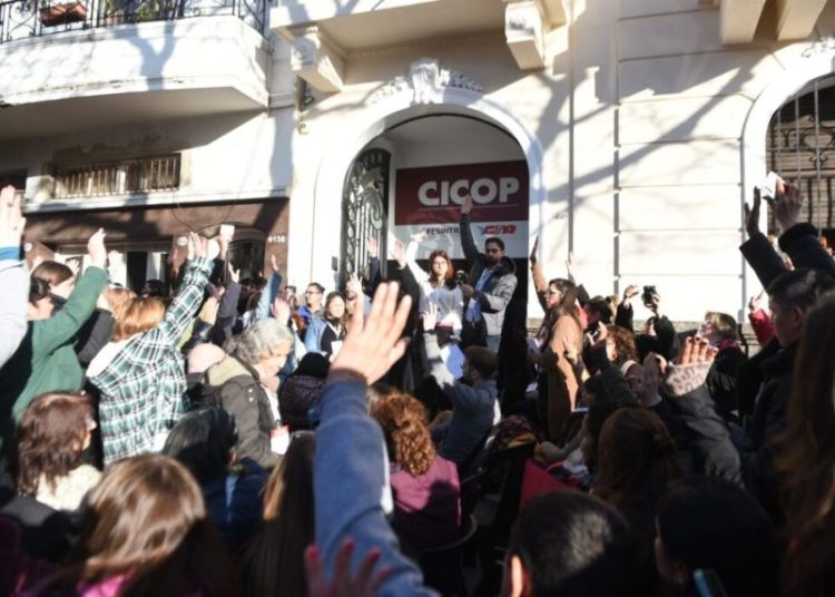 Los médicos bonaerenses aceptaron la oferta de la Provincia y ajustarán sus salarios en tres tramos llegando al 9% en abril