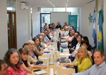 La Provincia ofreció en paritarias un 9% en tres cuotas y los docentes aceptaron