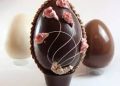 Cae hasta 15% la producción de huevos de Pascua y crece la preocupación en el sector chocolatero