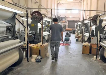 Según una encuesta de la UIA más del 50% de la industria reporta caída de producción y ventas