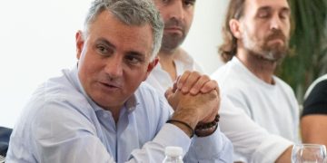 Pareja de LLA sigue la «guerra «por las tasas: “Cuando les tocan la caja, aparecen las excusas”