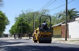 ¿Qué costo tiene ejecutar hoy una calle de pavimento, cordón cuneta, con el pluvial, y su red de agua y de cloacas?