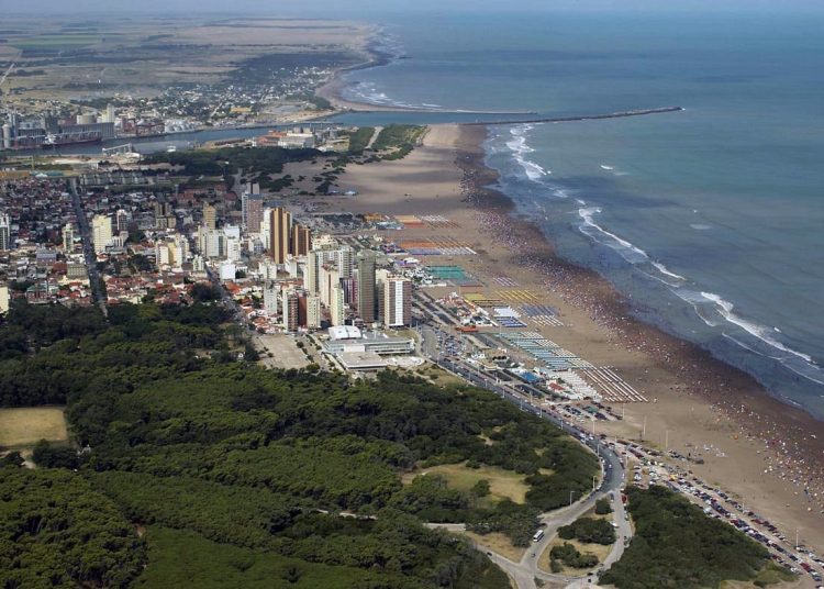 El nuevo mapa económico: sectores que crecen y ciudades que resisten