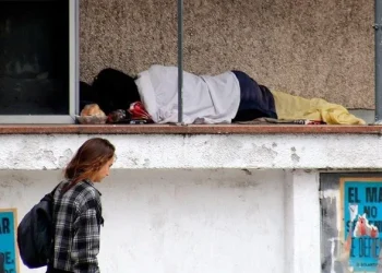 Preocupación por la indigencia en Mar del Plata: todas las noches «queda gente afuera» del Hogar de Nazaret