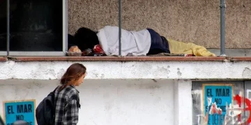 Preocupación por la indigencia en Mar del Plata: todas las noches «queda gente afuera» del Hogar de Nazaret