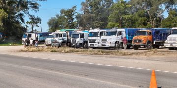 Recrudece el conflicto de los transportistas por las tarifas y hay inquietud en los puertos