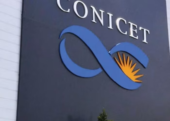 Una batalla de fondo entre poder y lobby