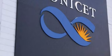 Una batalla de fondo entre poder y lobby