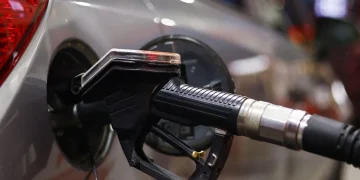 Cae la venta de combustibles en marzo y el primer trimestre cierra en baja