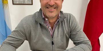 Barrena planteó separar las elecciones comunales, con conceptos sobre autonomía municipal y una alerta por las cuentas locales