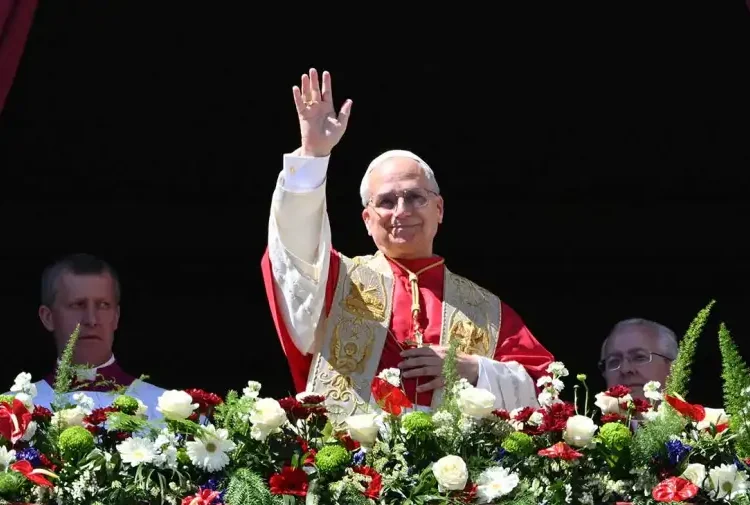 «Nos estamos acostumbrando a la violencia», dijo este domingo el Papa León XIV