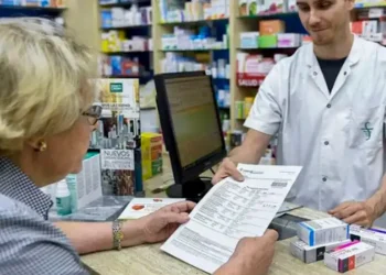 Ante la crisis del PAMI clínicas privadas y farmacias advirtieron sobre una “tragedia humanitaria”