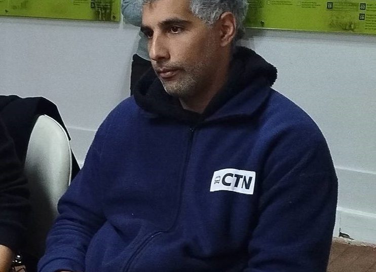 Continuarán las asambleas, interrumpiendo el servicio este miércoles, y las empresas de micros urbanos atribuyen la crisis a la deuda de subsidios nacionales