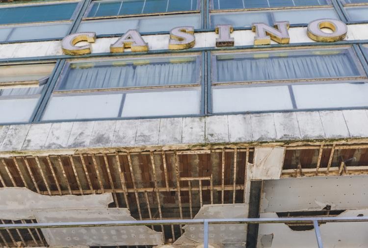 La buena nueva que habilita subastar el derruido Complejo Casino de Necochea