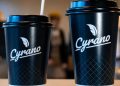 A la excelente oferta de helados, Cyrano París sumó cafetería en el Cine Teatro París