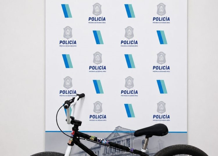 Recuperan bicicleta robada tras allanamiento positivo