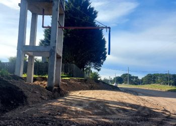 Labores en torno a la estratégica torre de agua para emergencias en la Villa del Deportista