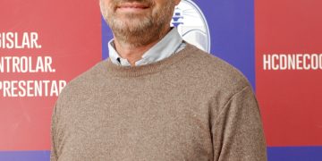 Kristiansen admite que el Concejo analiza cambios para llevar el boleto de micros cerca de $1.900 y evitar una crisis del servicio