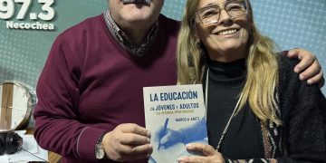 Marcela Abete presenta en Necochea un libro que reivindica la educación como segunda oportunidad