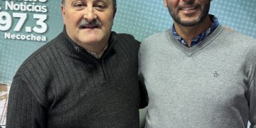 La preocupación por la erosión de sectores de la barranca del río, con una señal política desde el radicalismo local