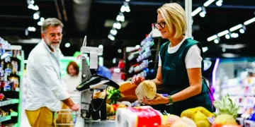 Mercantiles acordaron un aumento del 5,7% trimestral más y bono de $50 mil
