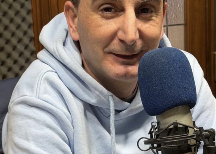 Mariano Valiante da cuenta de su labor de coordinador de La Libertad Avanza en la Quinta Sección Electoral