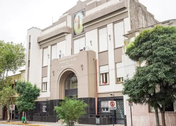 Rojas se llevaría un triunfo en el conflicto con la oposición del HCD