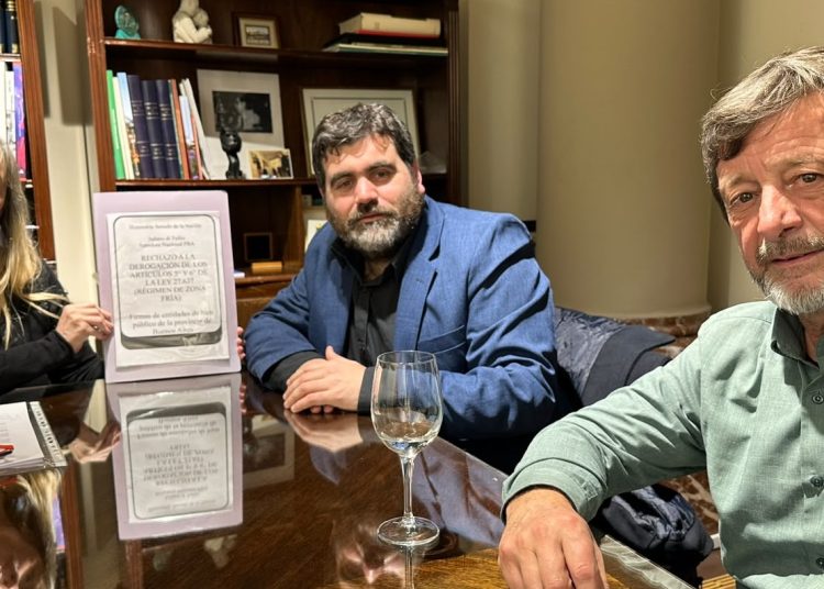 Las asociaciones civiles llevaron al Senado nacional su preocupación por la quita del beneficio de zona fría