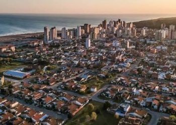 Necochea, 145 años y la necesidad de mirarse al espejo