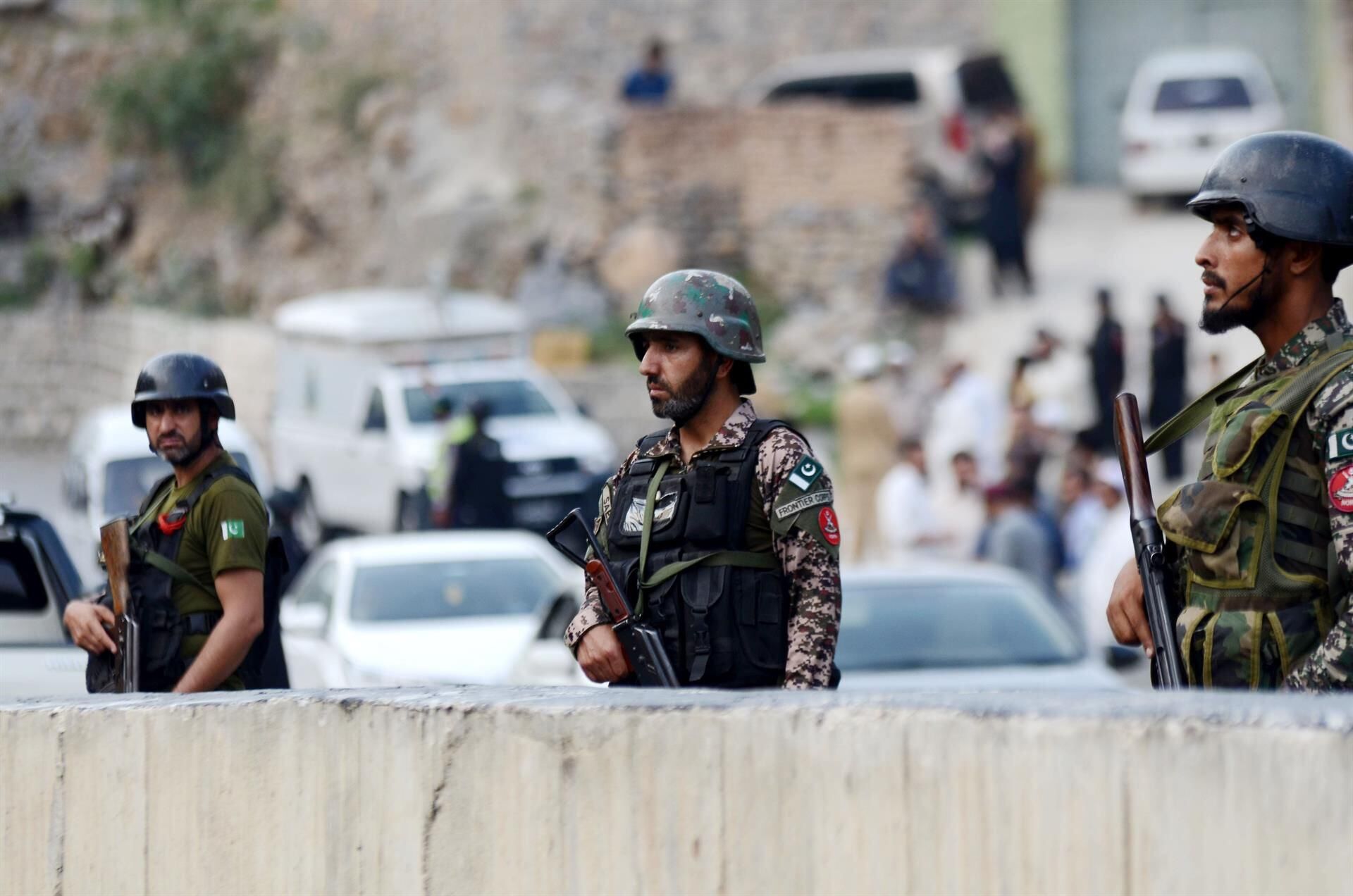El Ejército de Pakistán mata a siete supuestos terroristas que trataban de cruzar la frontera de Afganistán