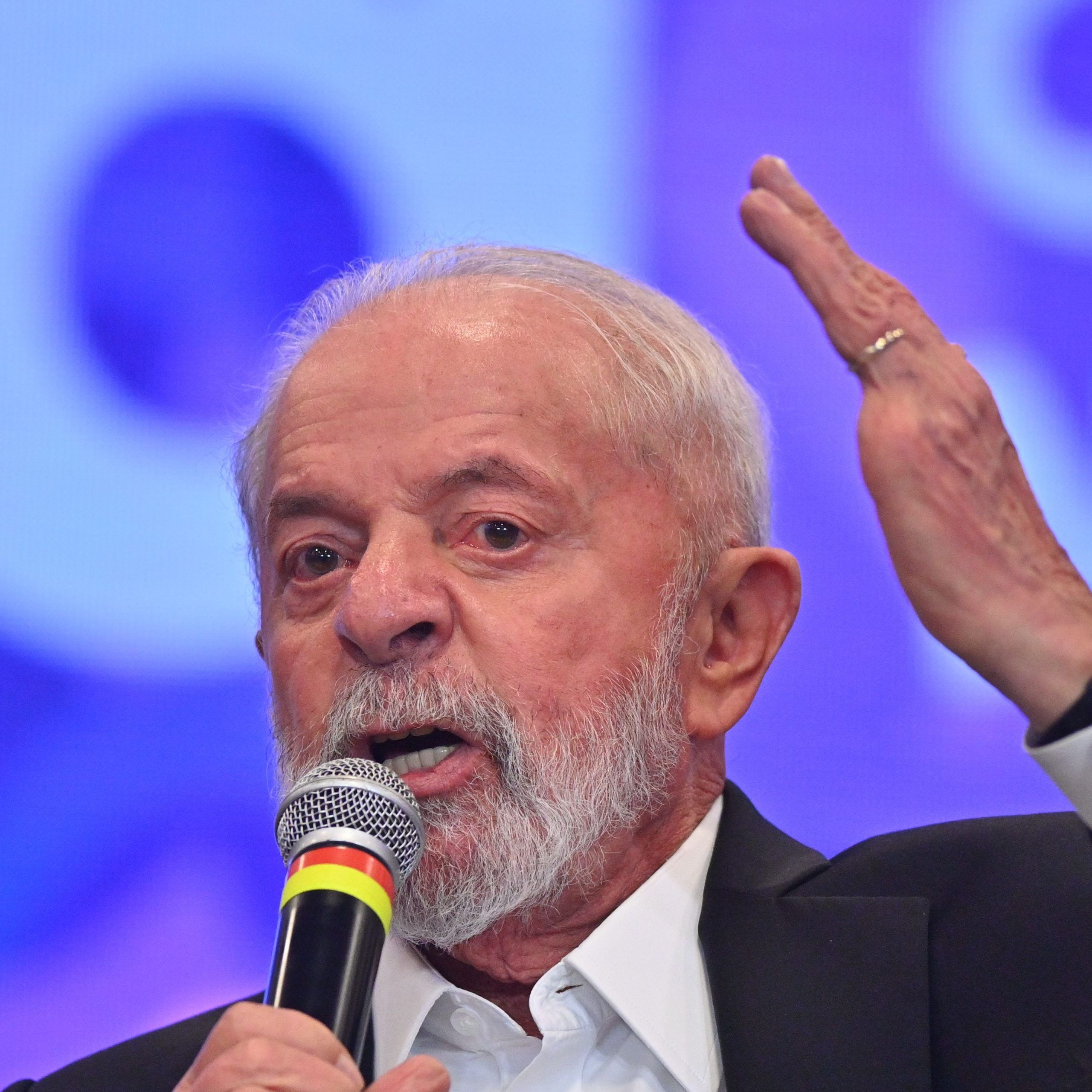 La Justicia brasileña revocó la suspensión de la jueza que condenó a Lula da Silva