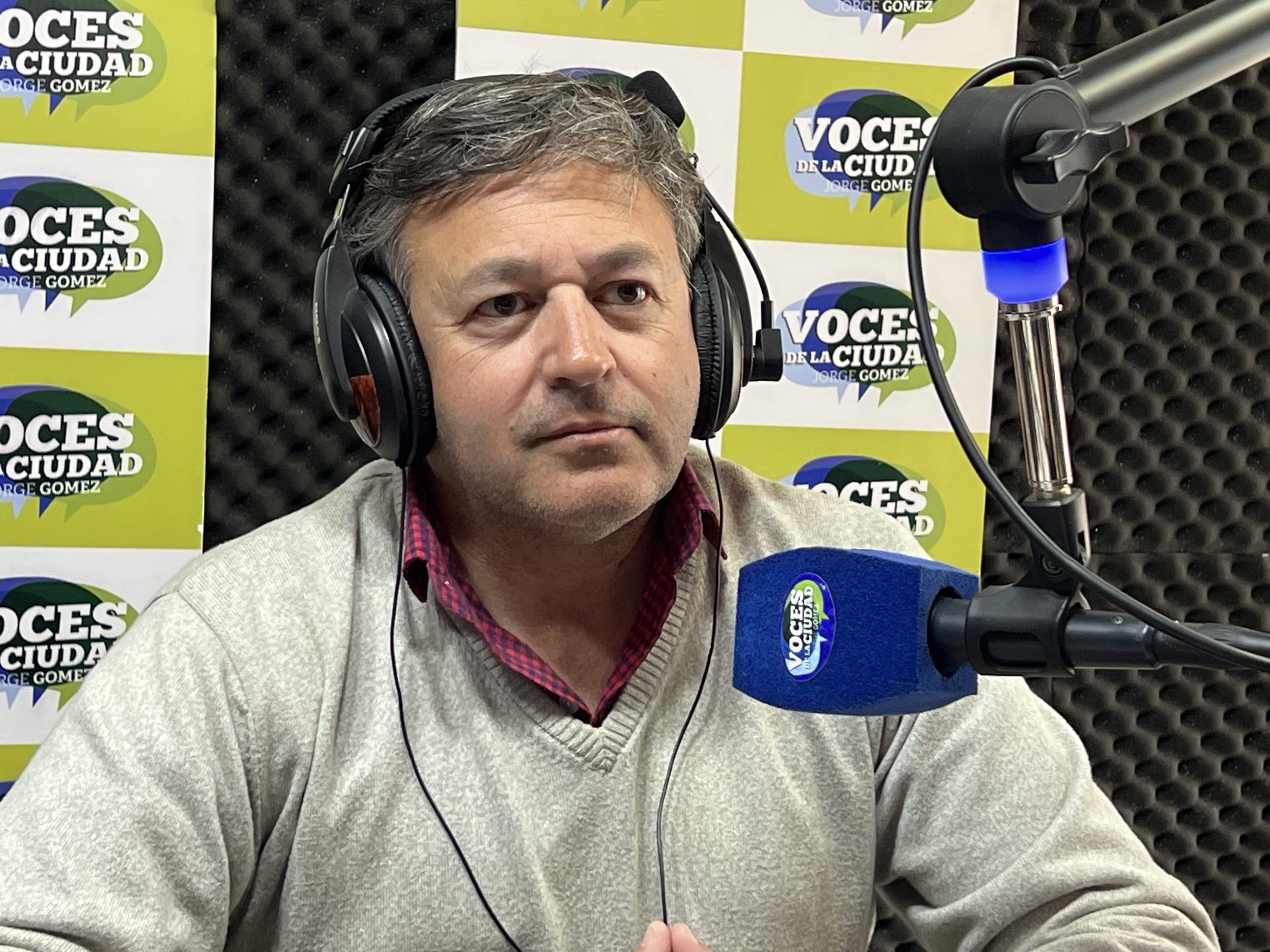 Sergio Nicolás en campaña a favor de la oferta electoral de Nueva Necochea